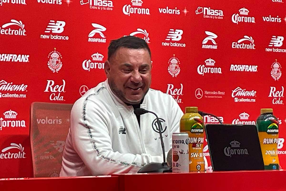 Antonio "El Turco" Mohamed e conferencia de prensa.