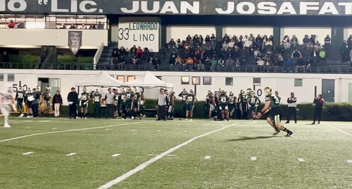 Potros Salvajes pierde 27-30 contra los Búhos.