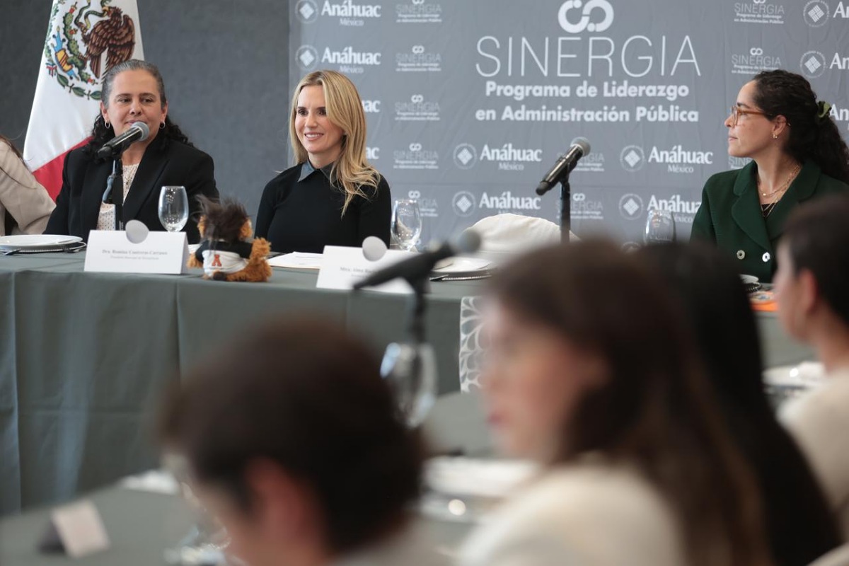 Romina Contreras visita la Universidad Anáhuac 