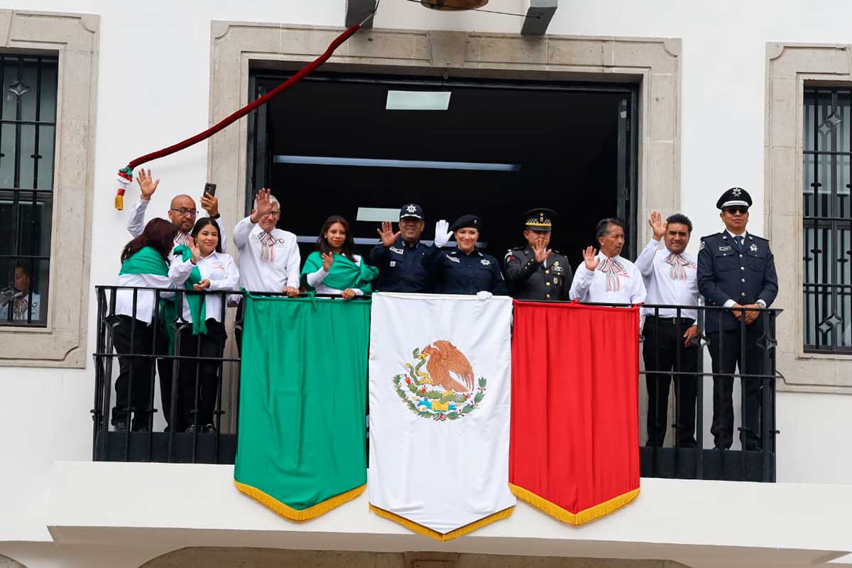 San Mateo Atenco celebra el desfile del 16 de septiembre.