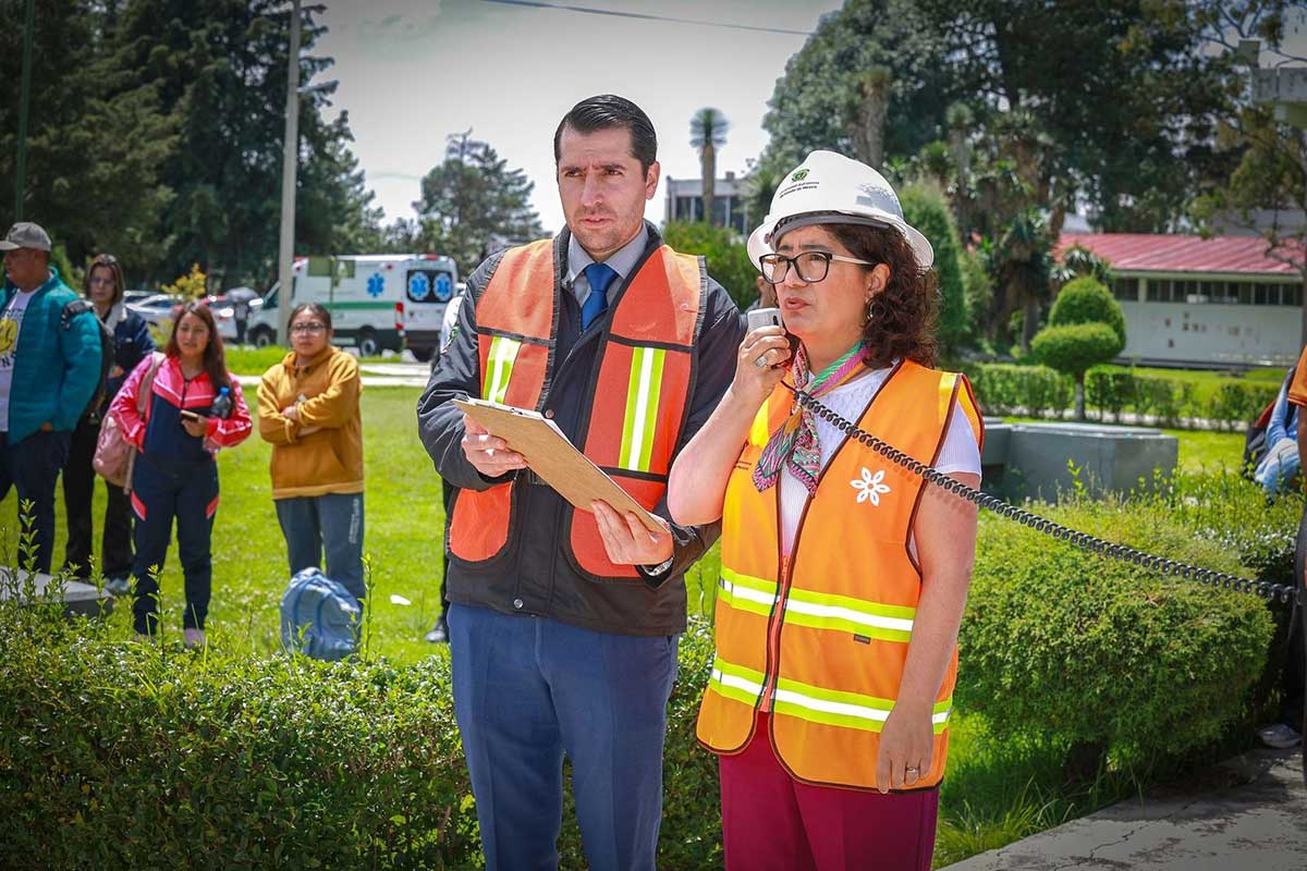 UAEMéx participa en el segundo simulacro nacional 2025.