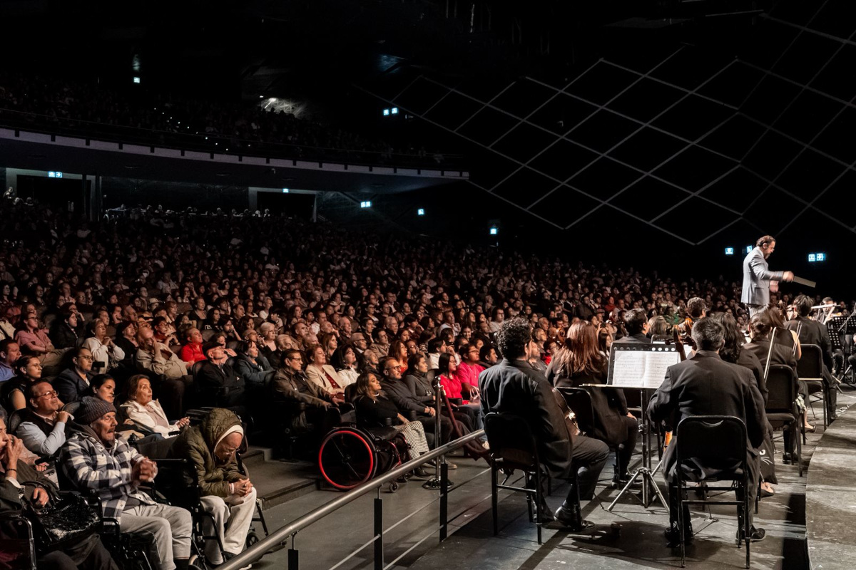 El Teatro Morelos de Toluca presentó el concierto Carmina Burana por la OFiT.