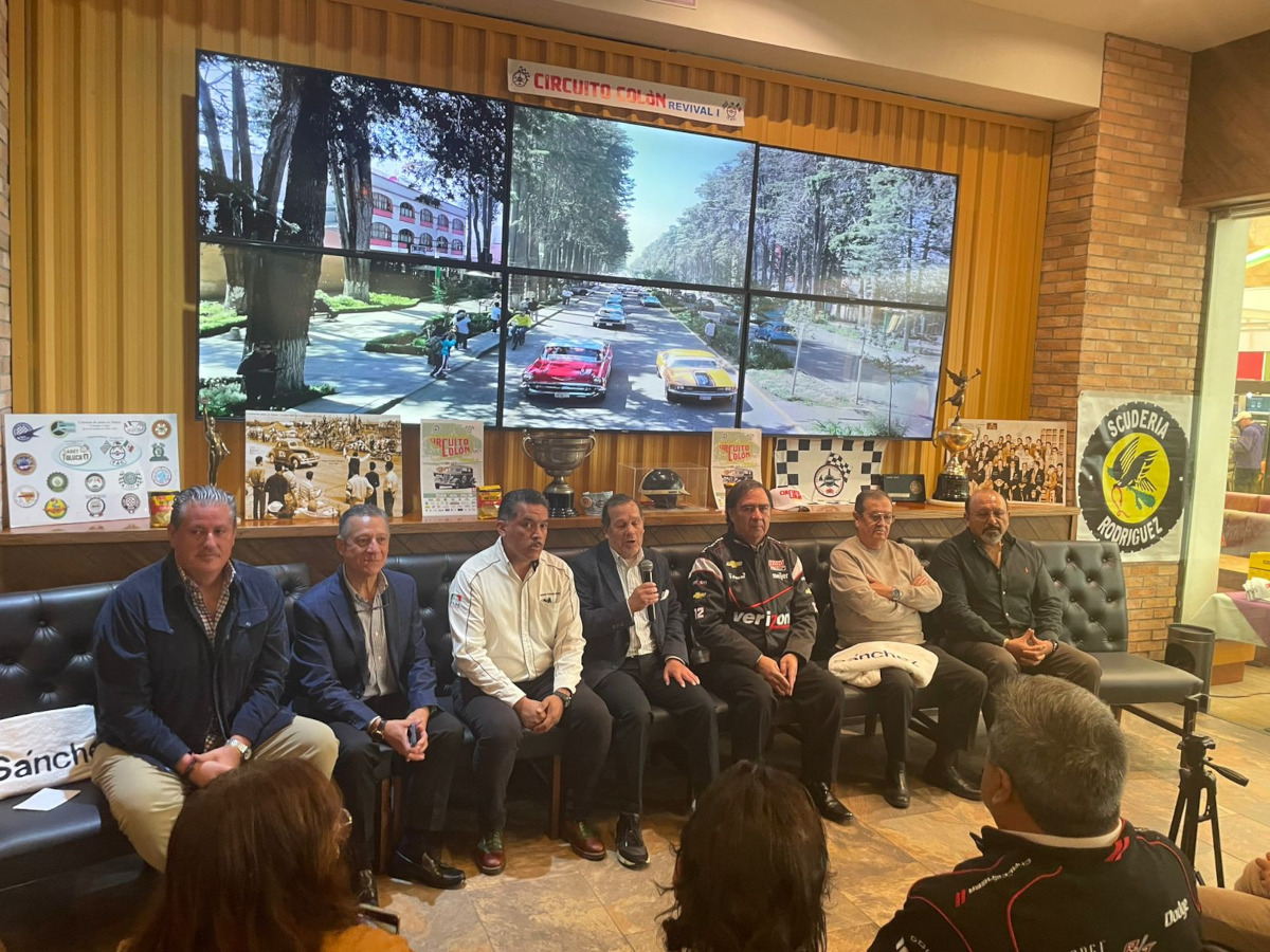 Durante la Feria y Festival Cultural del Alfeñique 2025 se llevará a cabo el Circuito Colón Revival II, un recorrido de autos clásicos por la ciudad de Toluca.