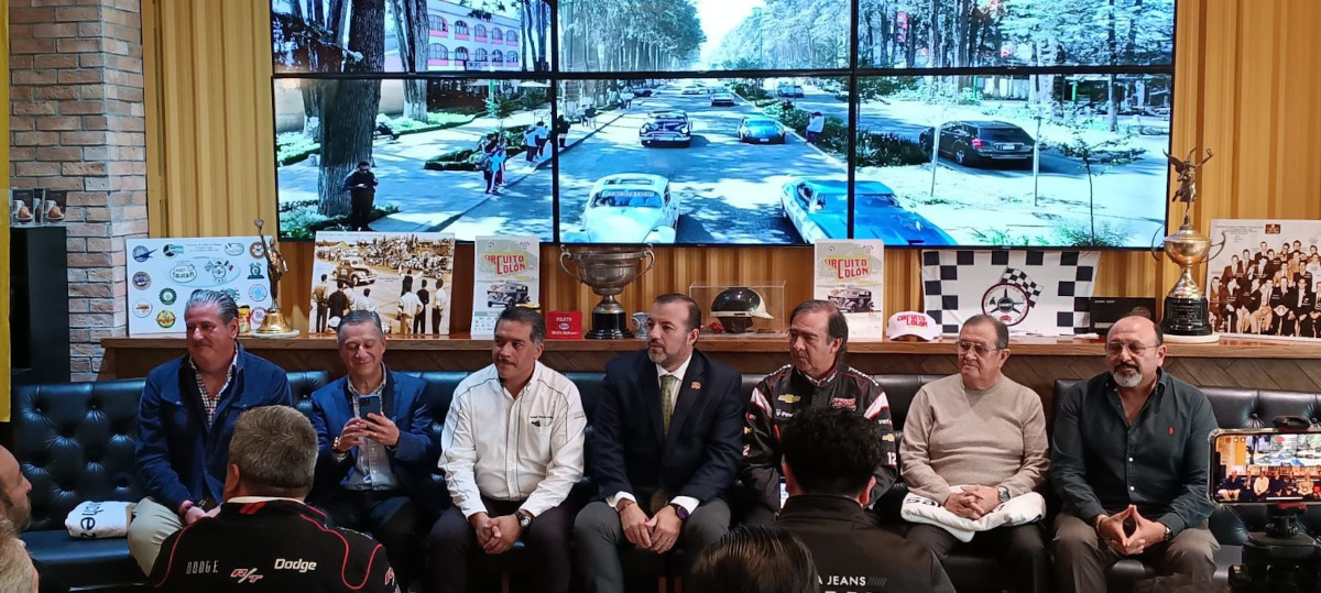 Durante la Feria y Festival Cultural del Alfeñique 2025 se llevará a cabo el Circuito Colón Revival II, un recorrido de autos clásicos por la ciudad de Toluca.
