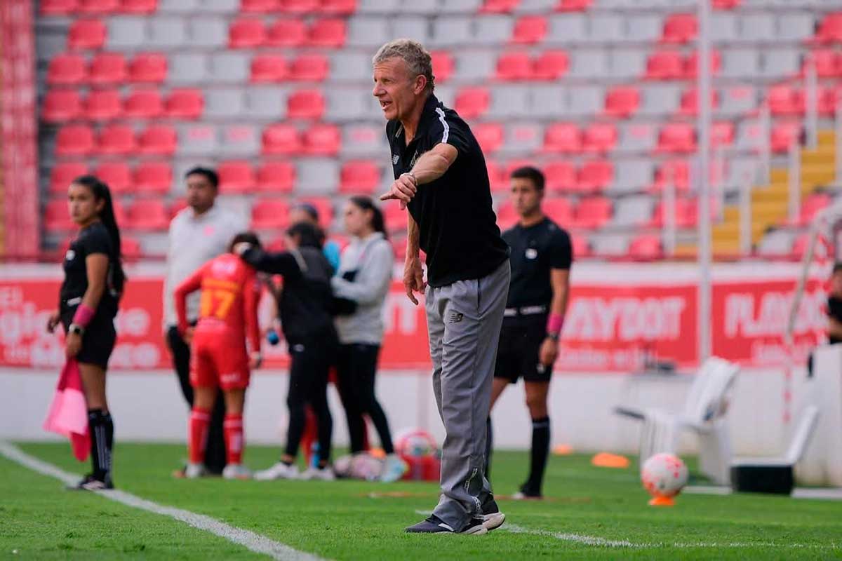 Patrice Lair, director técnico de las Diablas Rojas del Toluca.