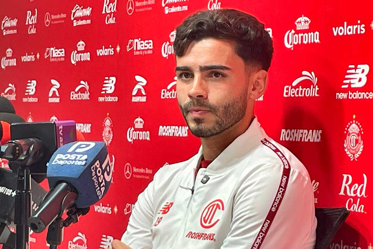 Santiago Simón, mediocampista de los Diablos Rojos del Toluca.