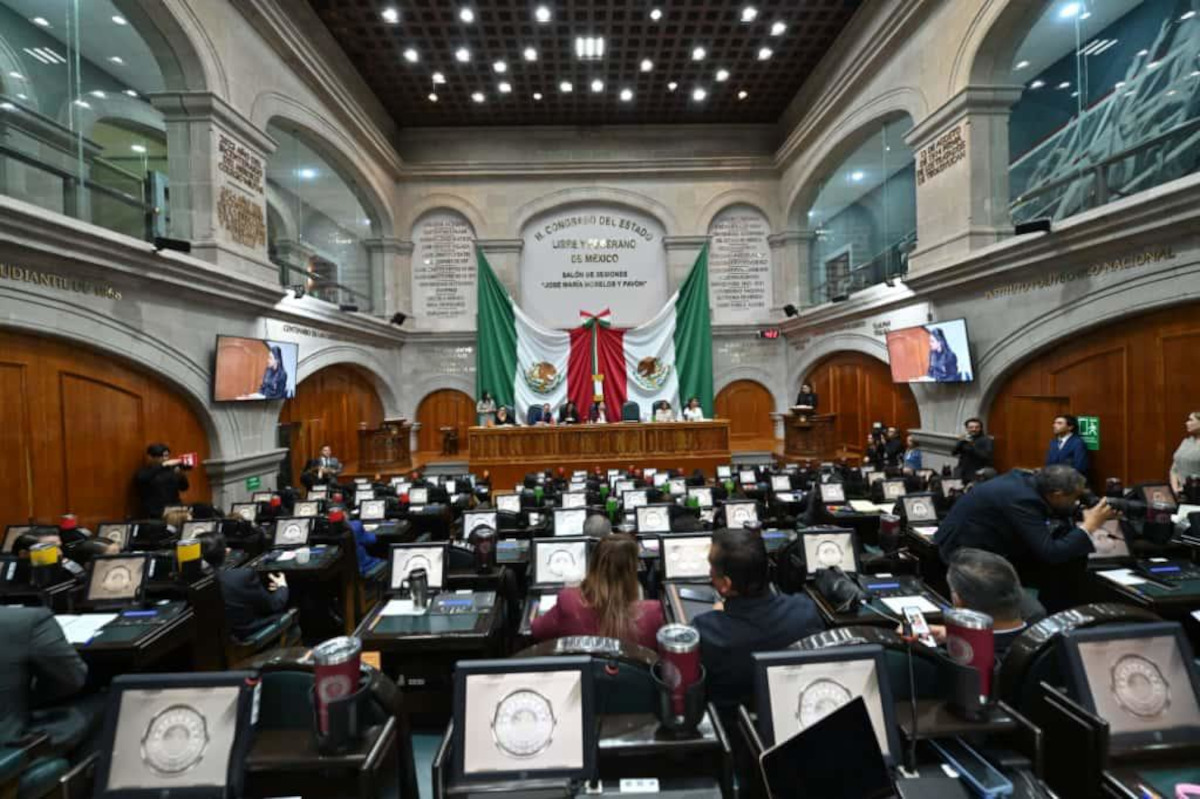 La Secretaría de Desarrollo Económico ante legisladores mexiquenses.