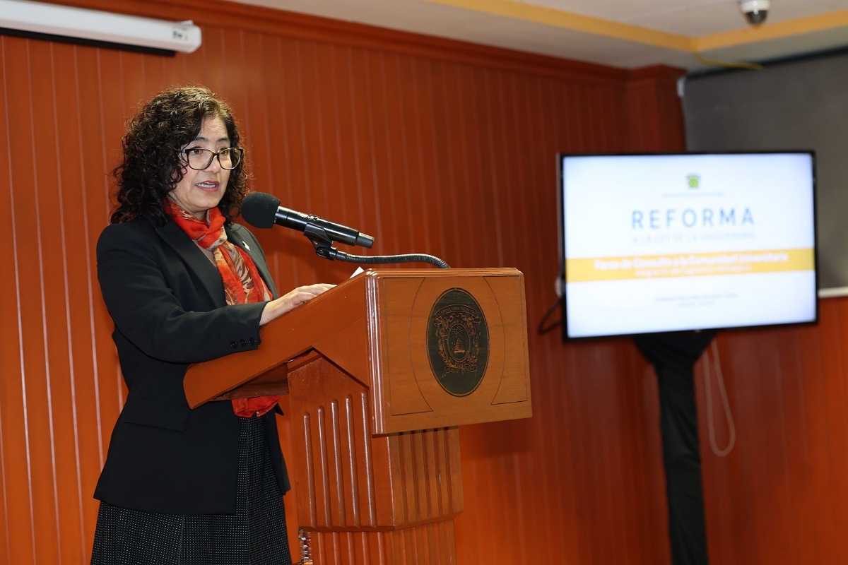 Rectora Paty Zarza inaugura foros de consulta para transformar la Ley de la UAEMéx