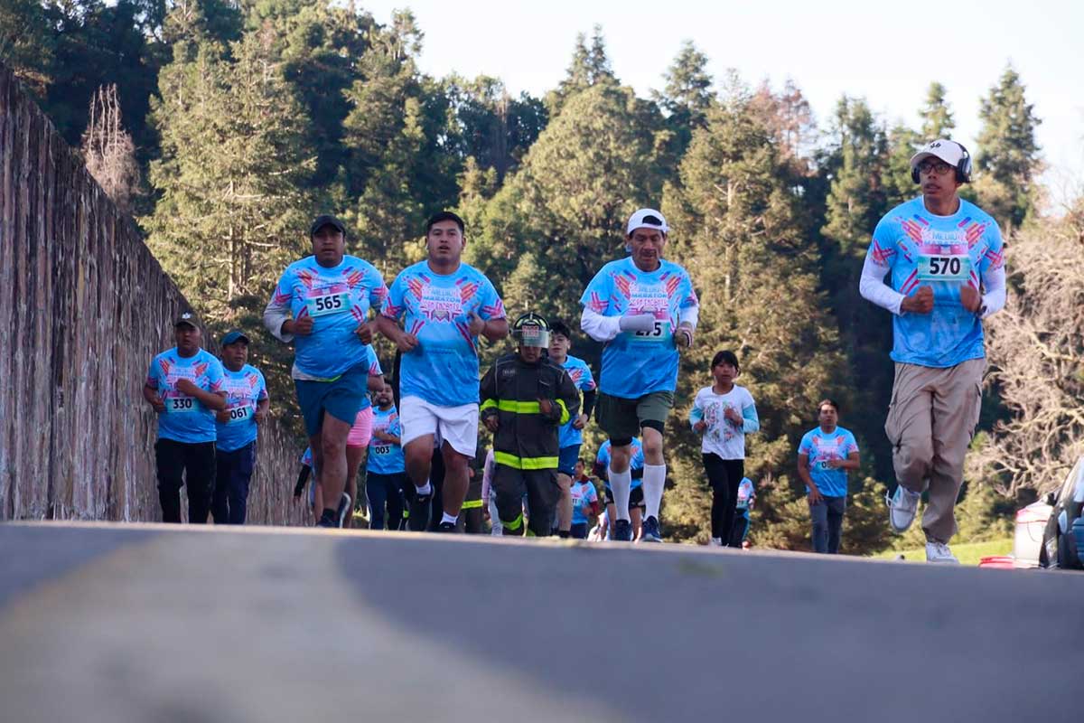 Corredores del Medio MAratón con Encanto de Temoaya.