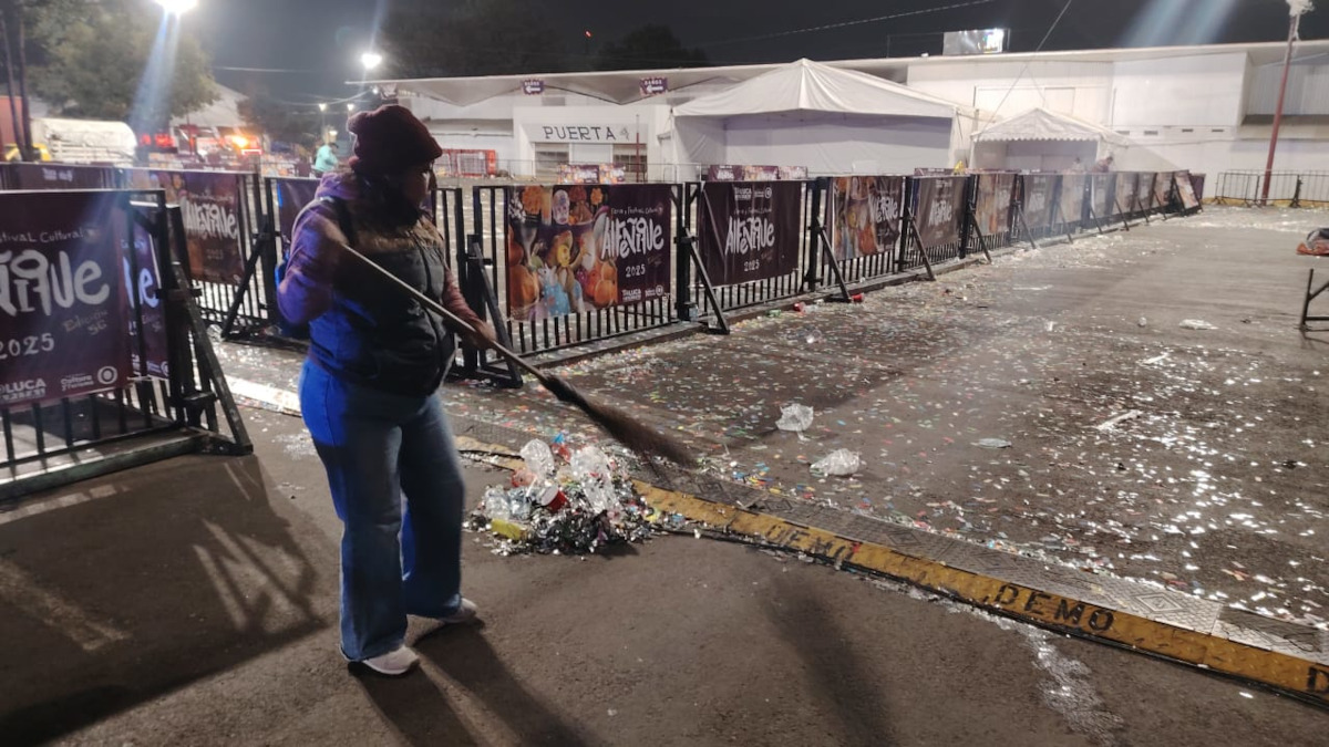 Toluca recolecta 20 toneladas de basura tras fin de semana de eventos masivos