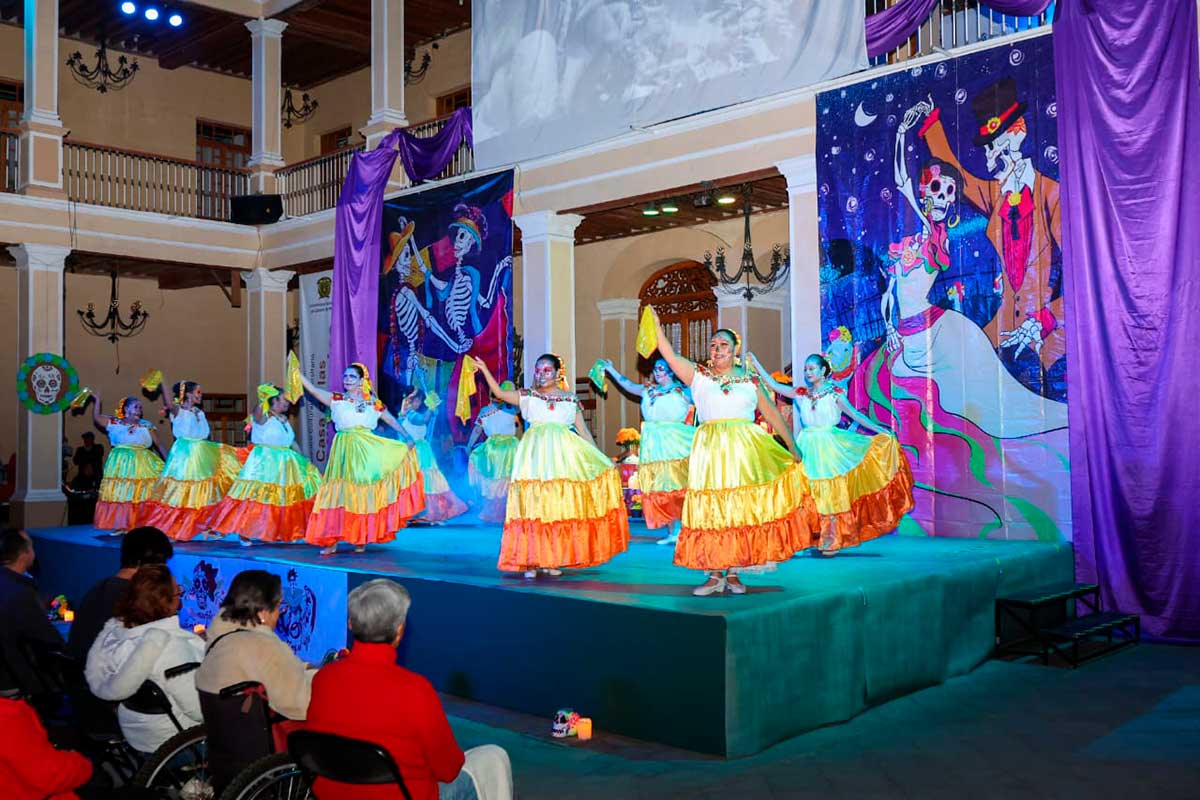 Espectáculo de Día de Muertos de la UAEMéx.