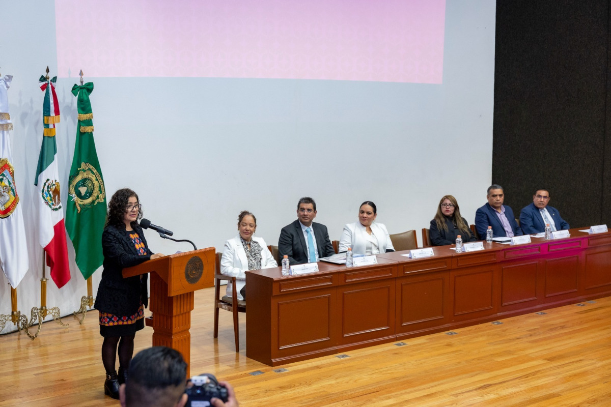 Evento de la UAEMéx y el gobierno del Edoméx.