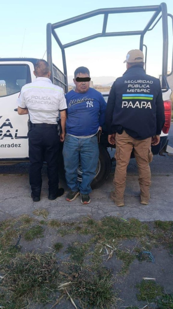 Detienen a un hombre por agredir a otro con arma de fuego en Metepec