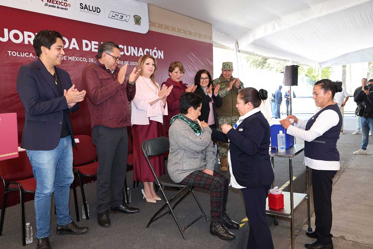 GEM y UAEMéx inician campaña de vacunación.
