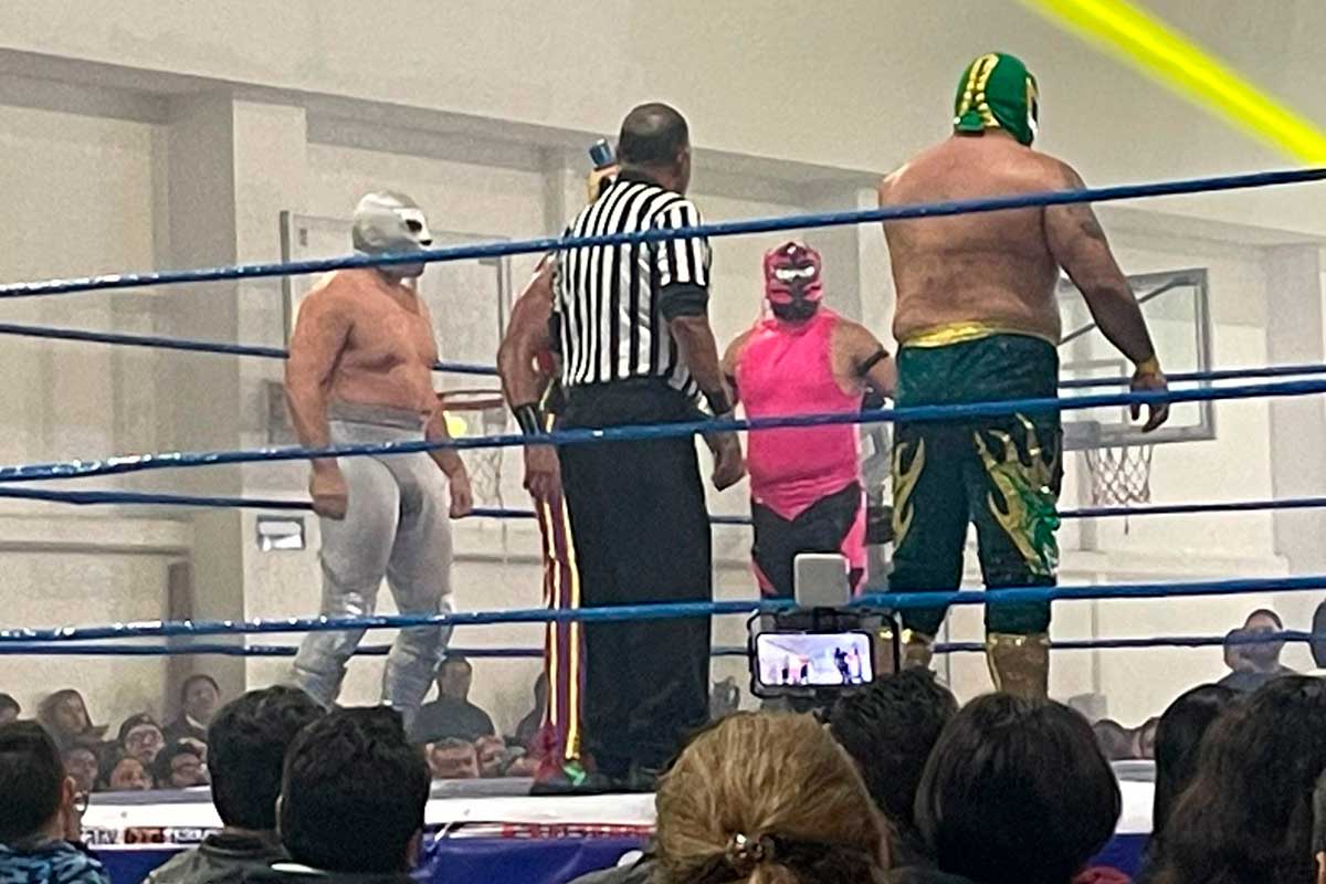 Exitosa función de Lucha Libre en el Deportivo Agustín Millán.