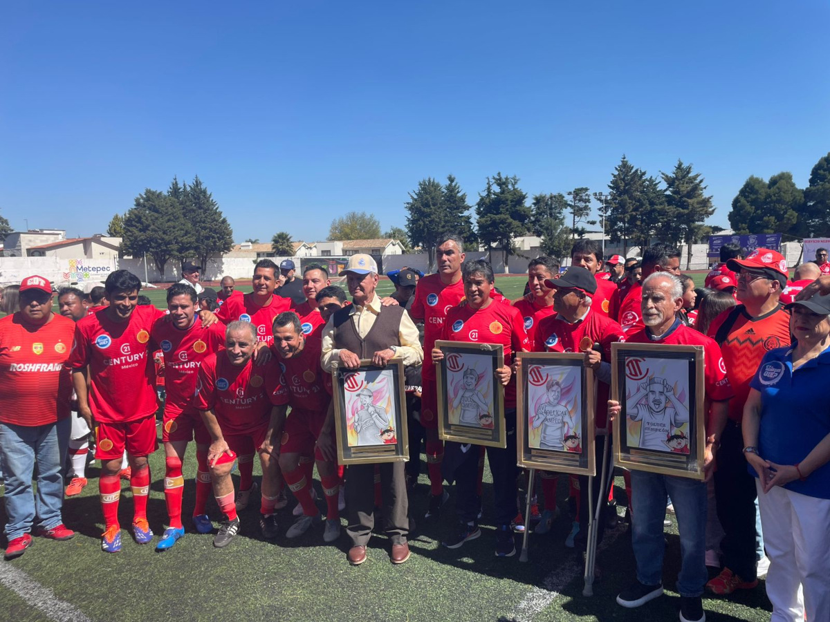 Partido con causa en Metepec por las Leyendas de Toluca para prevenir el cáncer de próstata.
