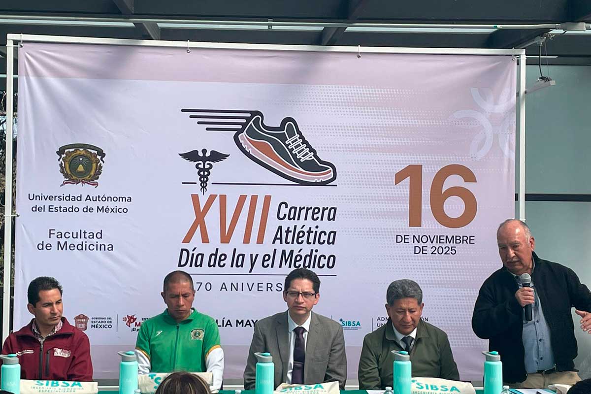 Médicos anuncian carrera atlética en Toluca.