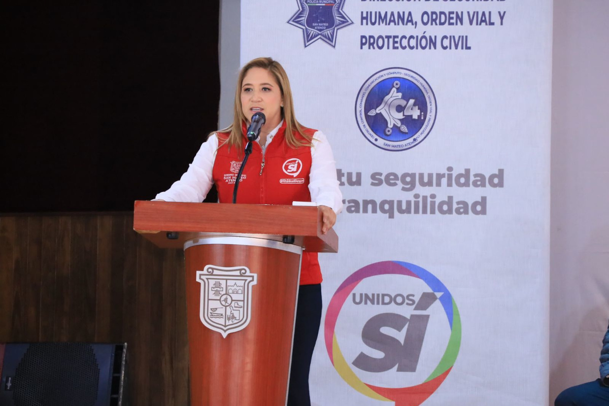 San Mateo Atenco fortalece seguridad de taxistas.