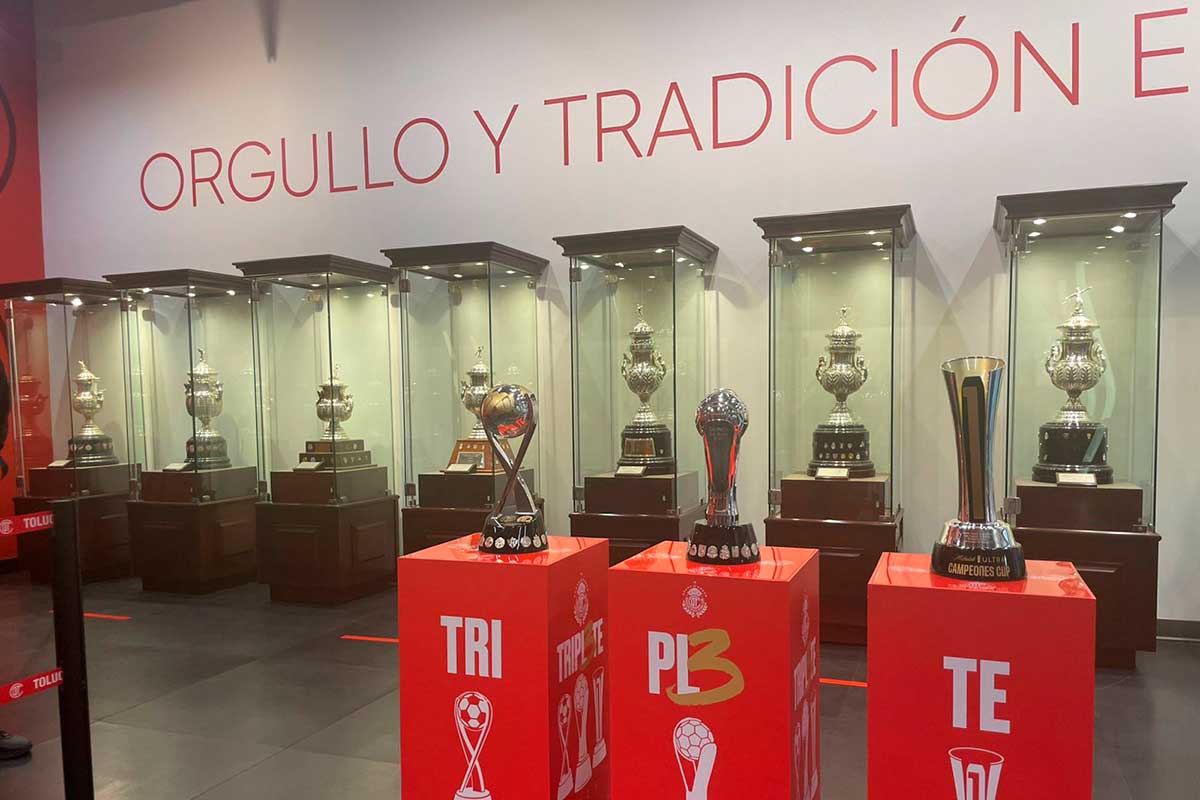 Deportivo toluca exhibirá sus últimos trofeos en Toluca.