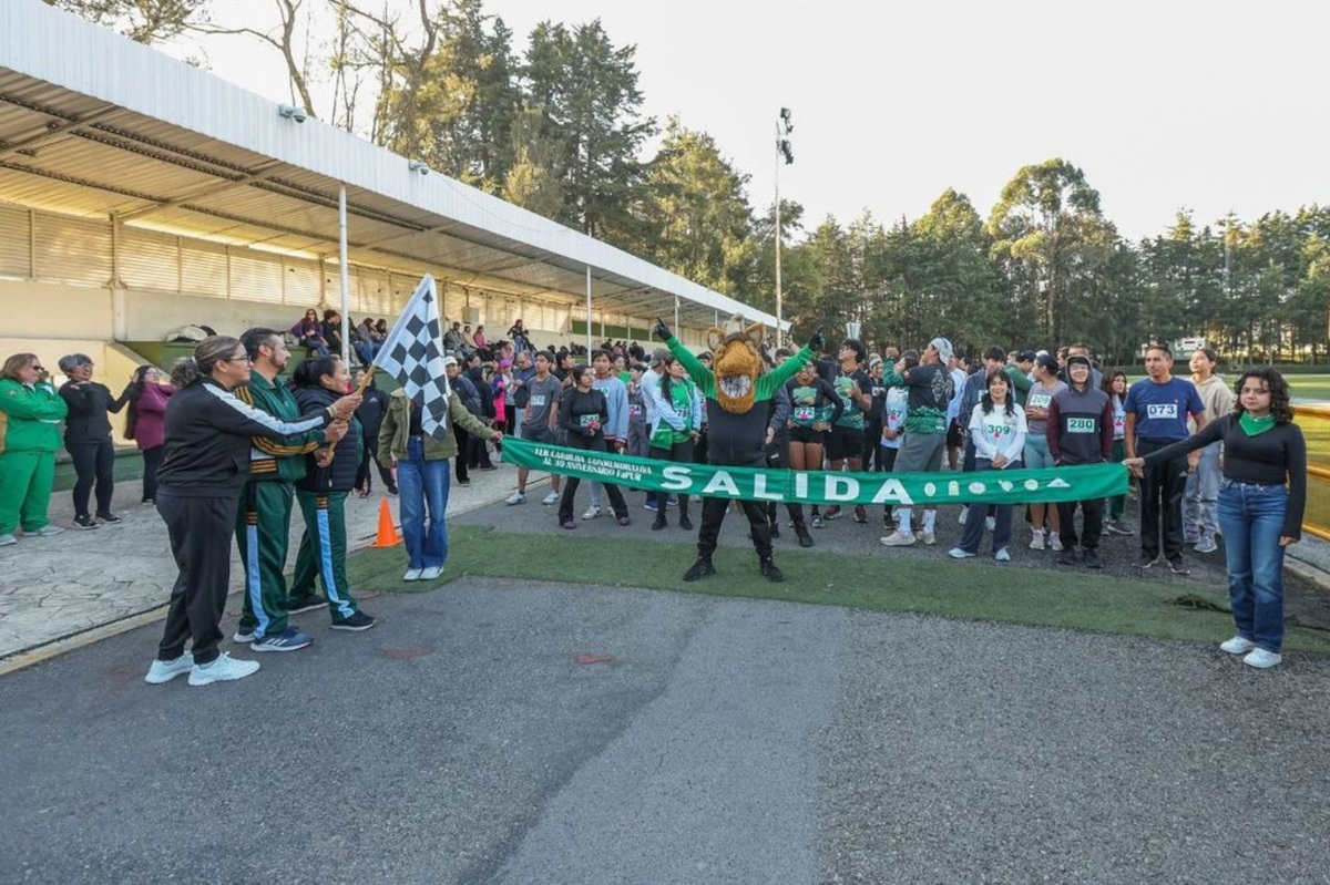 UAEMéx celebra el 39 aniversario de la Facultad de Planeación Urbana y Regional con carrera, caminata y rodada ciclista