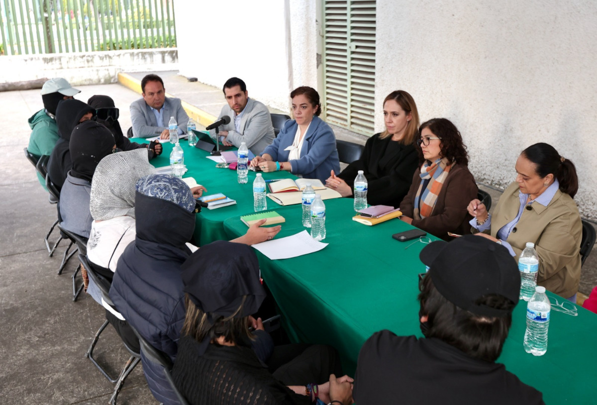 UAEMéx y Enjambre Estudiantil Unificado pactan entrega de Edificio de Rectoría.