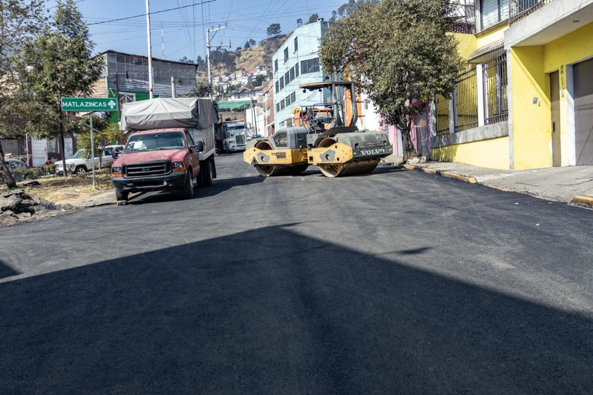 Ricardo Moreno rehabilita calles y vialidades. 
