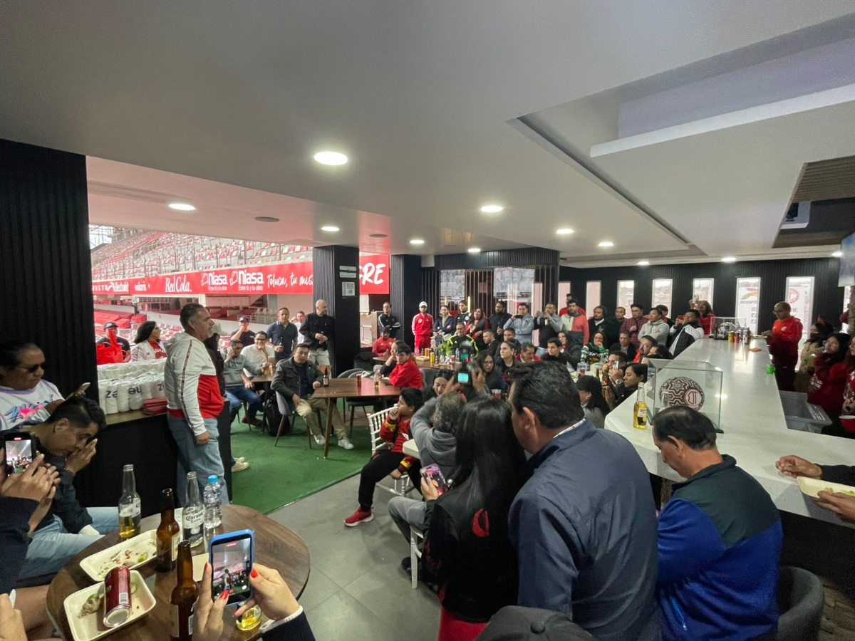 Deportivo Toluca cierra festejos por el bicampeonato.