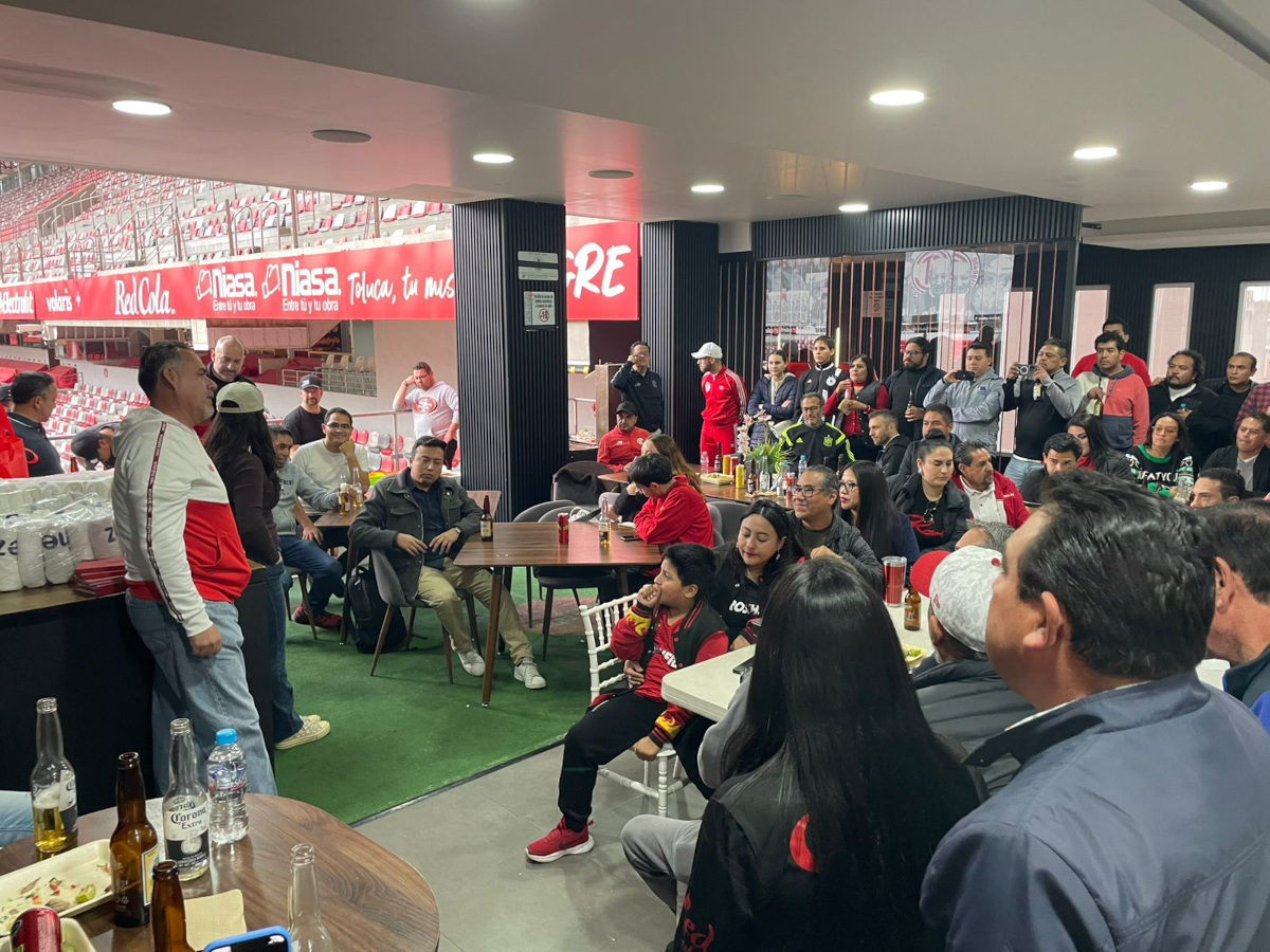 Deportivo Toluca cierra festejos por el bicampeonato.