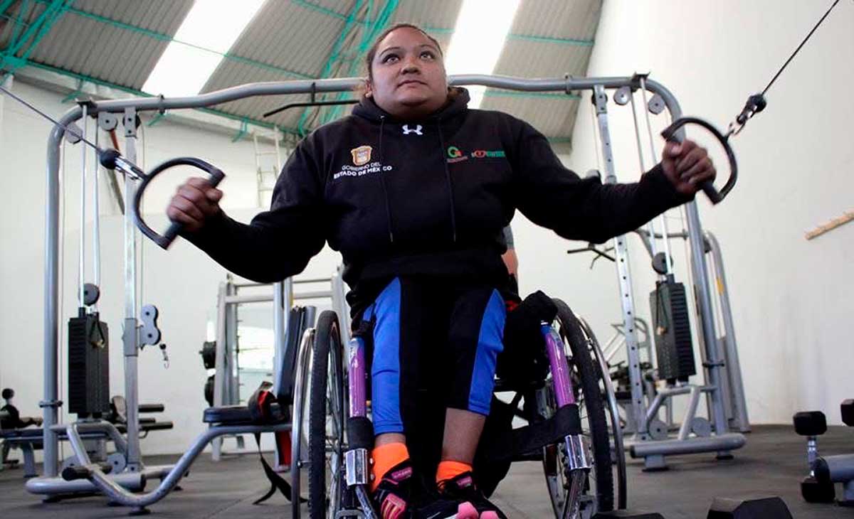 Gloria Zarza, atléta paralímpica busca estar en los Juegos Paralímpicos de los Ángeles.