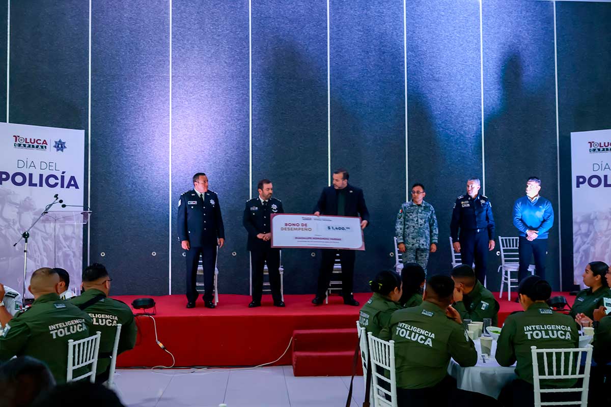 Reconocen a la Policía del Toluca.