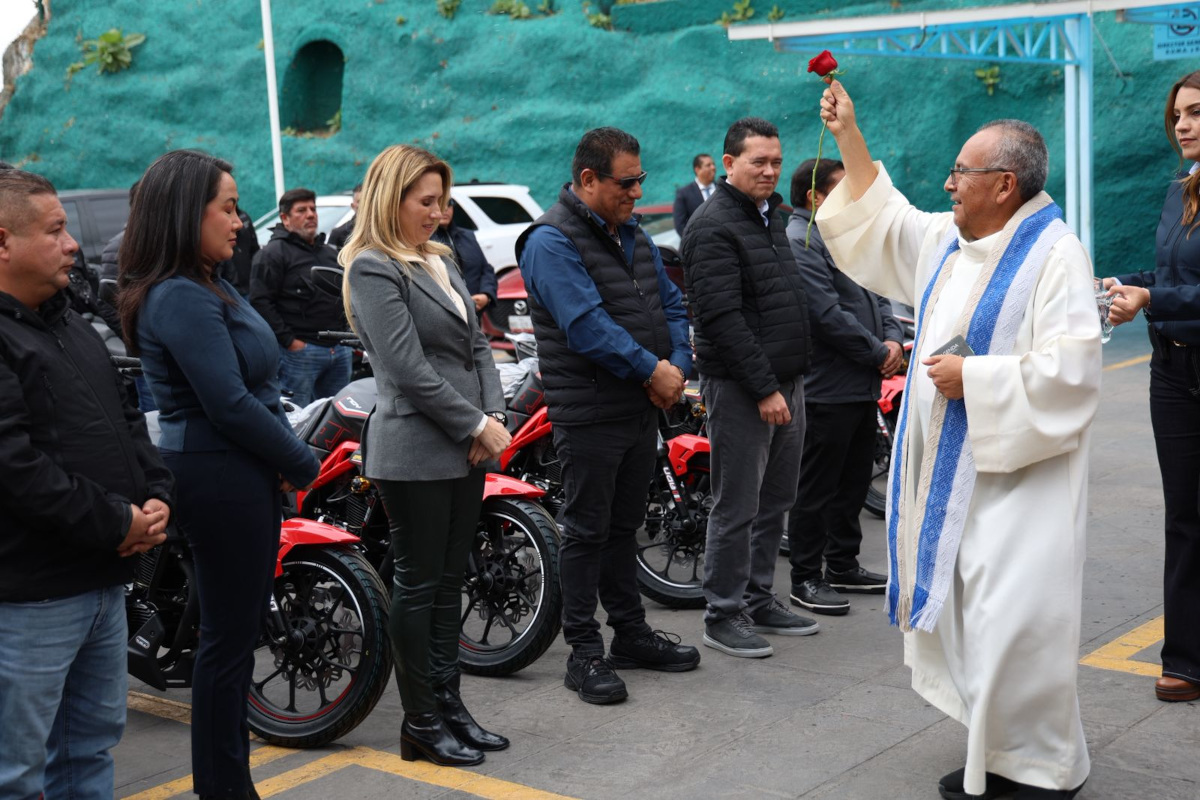 Comunidad Judía dona motocicletas a el gobierno de Huixquilucan.