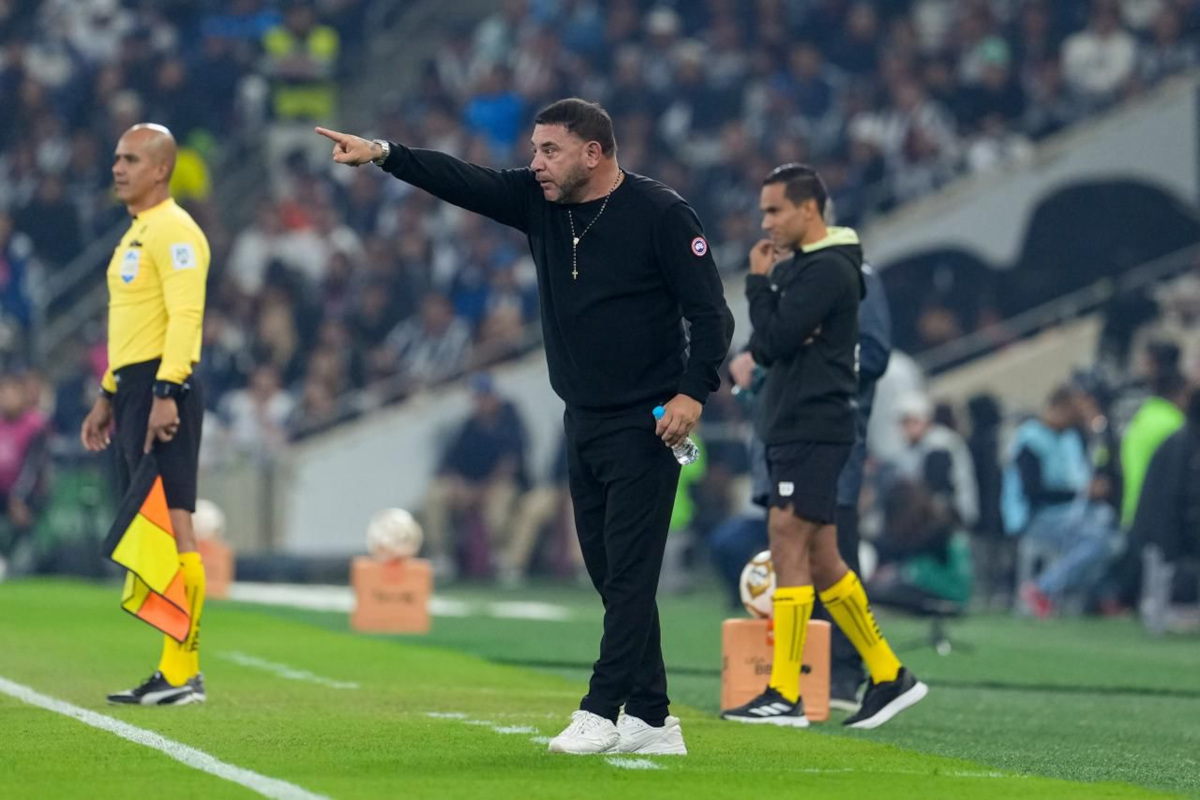 Mohamed, intranquilo tras la derrota ante Rayados: “Tenemos que ganar en casa”