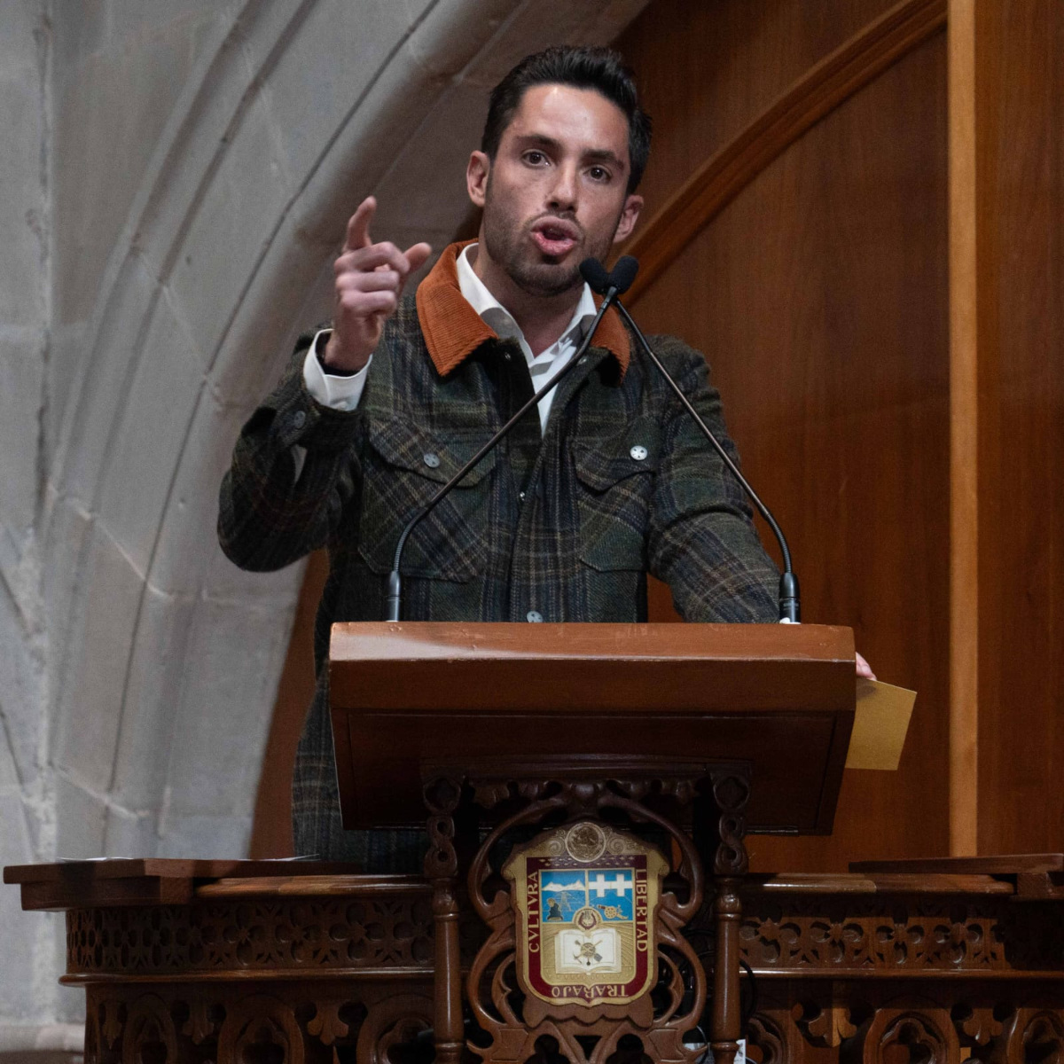 Legislador del PVEM en el Congreso del Estado de México.