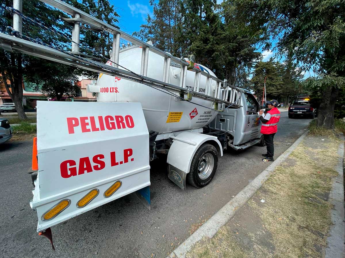 Refuerzan inspecciones en pipas lp en Toluca.