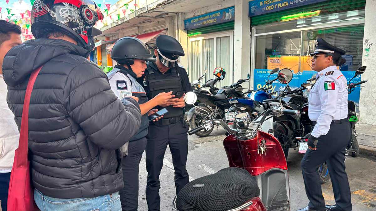 Toluca refuerza operativos de motos irregulares.