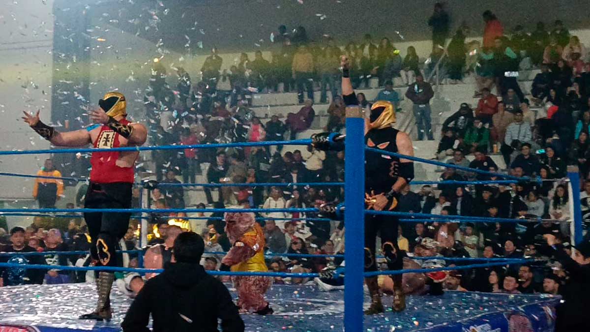 Lucha Libre en el Agustín Millán de Toluca.