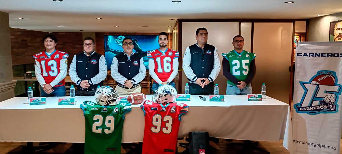 Equiopo de futbol americano Carneros Toluca.