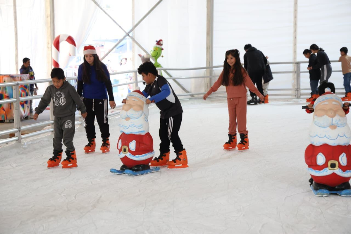 Pistas de hielo en Huixquilucan.