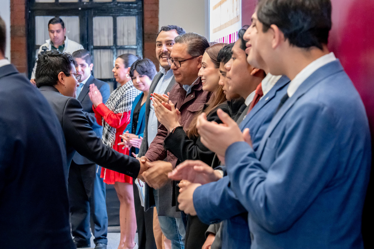 Gobiernode Toluca reconoce a sus juventudes.