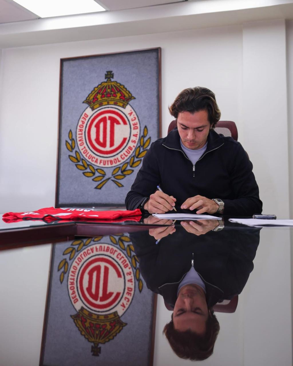 Futbolista Sebastián Córdoba.