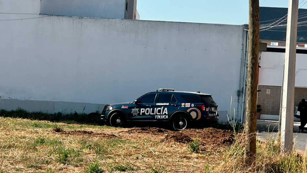 Adolescente asesina a su padre y hermano en Toluca.