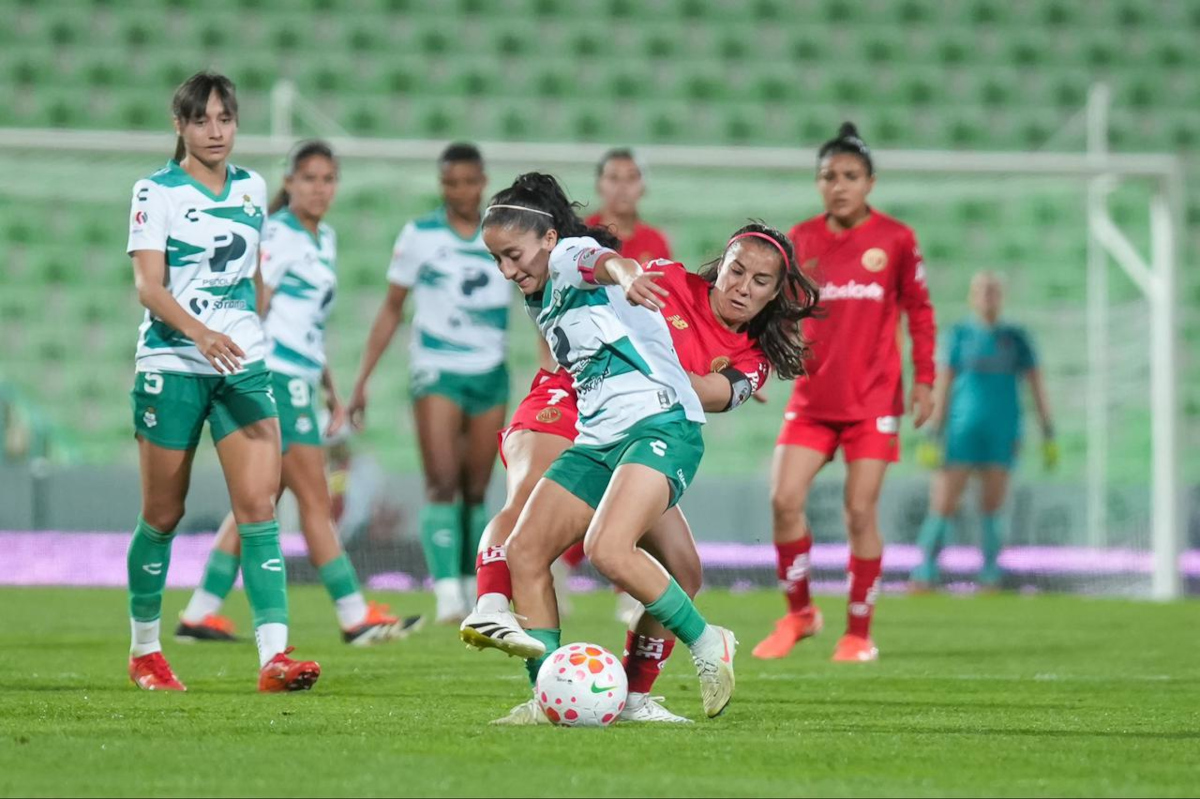Triunfo de las Diablas ante el equipo del Santos Femenil.