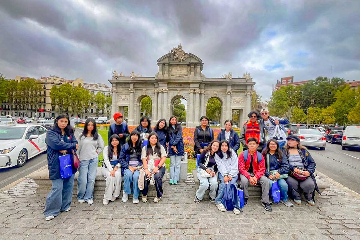 Estudiantes de la Universidad Autónoma del Estado de México viven experiencia académica internacional en España