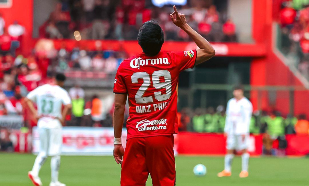 Toluca vence a Chivas 2-0.