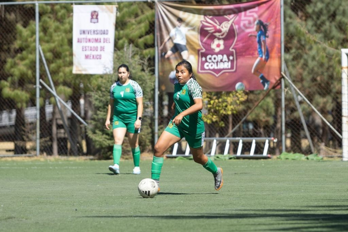 Equipo de futbol femenil de la UAEMéx.