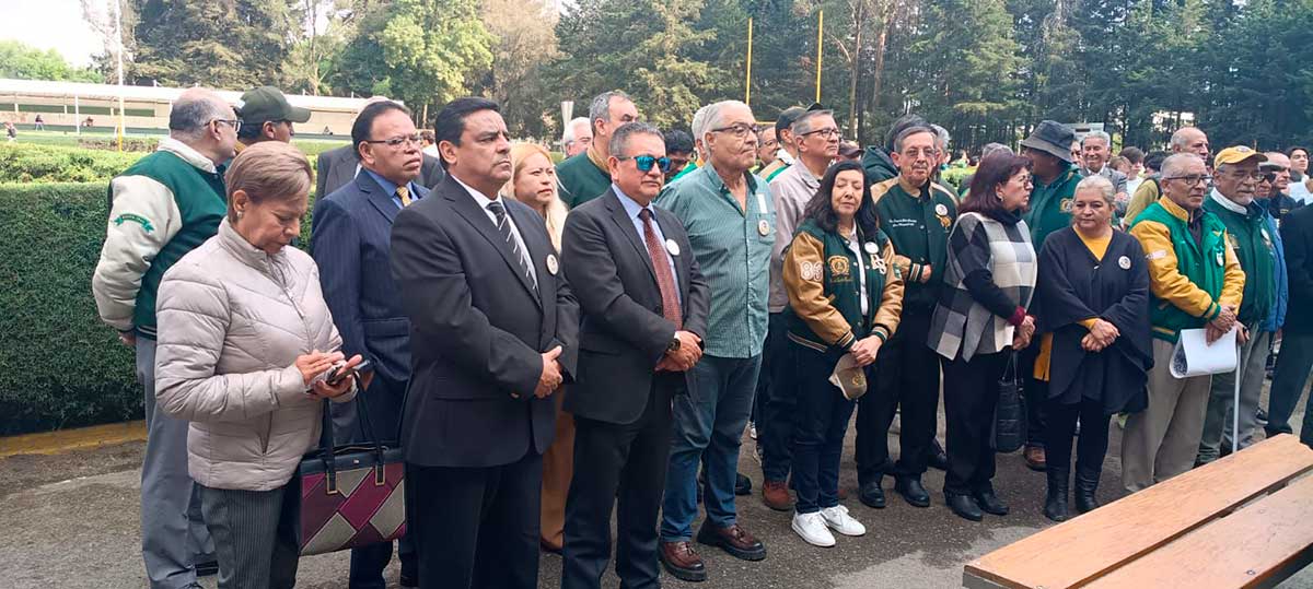 Recuerdan a Leonardo Lino, destacado coach de los Potros Salvajes de la UAEMéx a un año de su fallecimiento.