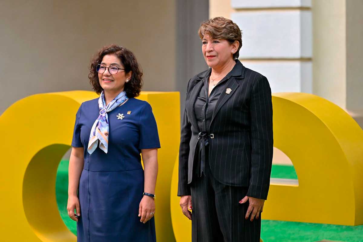 Con obras y coordinación, Delfina Gómez respalda a la UAEMéx en el primer informe de su Rectora