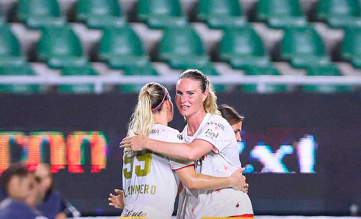 Diablas Rojas remontan y vencen a Mazatlán con hat trick de Eugénie Le Sommer