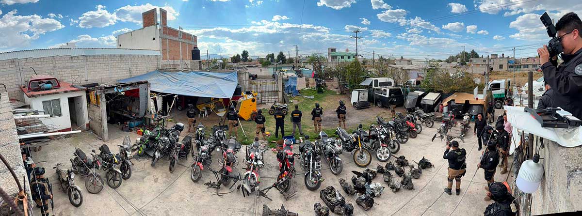 Operativo en Toluca desmantela banda de robo de motocicletas.