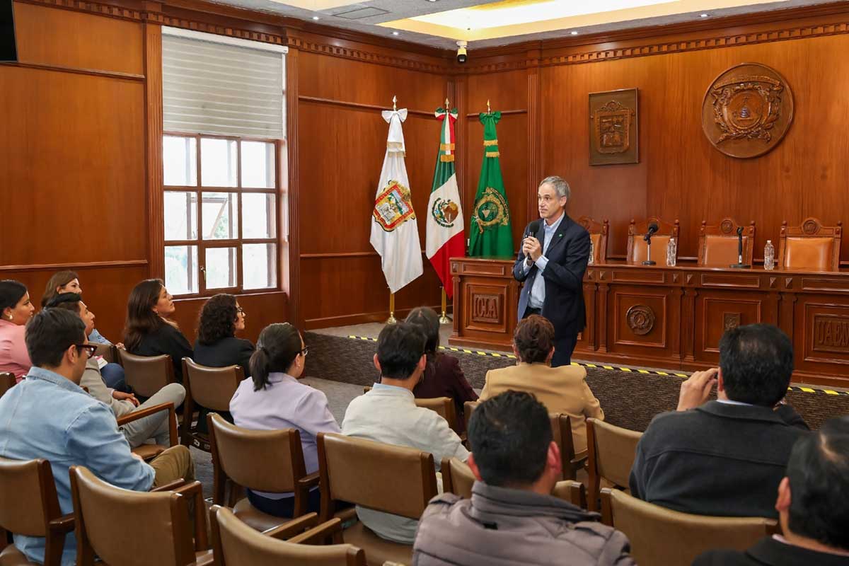 Juventudes y liderazgo social: UAEMéx impulsa reflexión sobre el papel de los universitarios en el cambio social